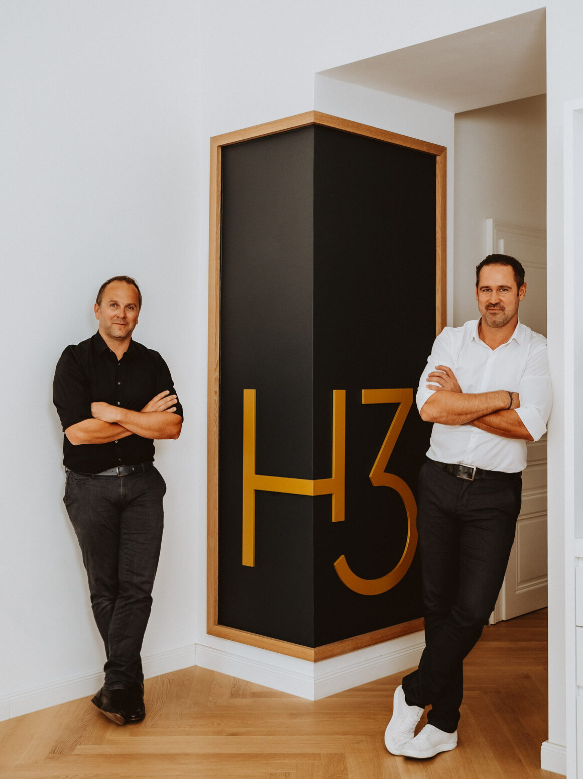H3 Logo mit Geschäftsführern